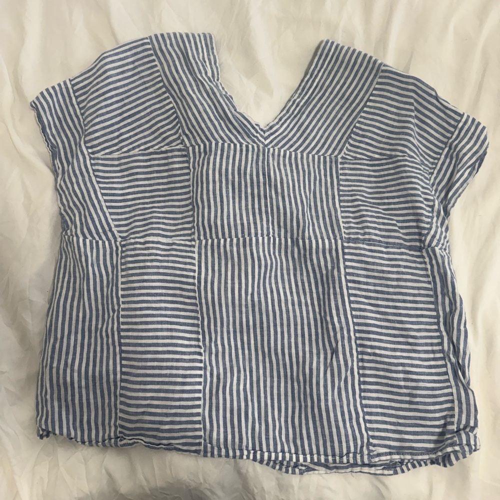 100% Linen blue and white striped V-Neck Women's Top - Picture 2 of 3